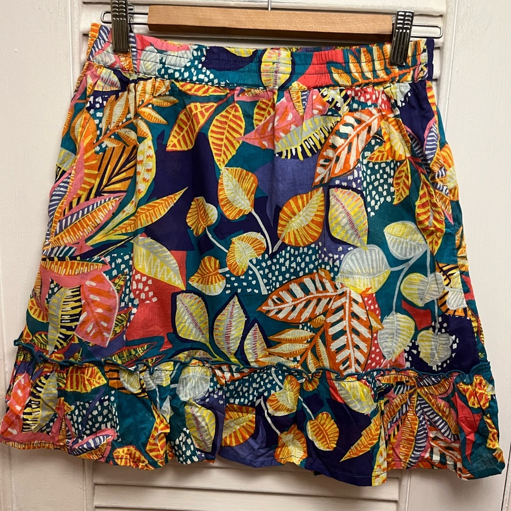 Cynthia Rowley Women’s Multicolor Leaf Print Skirt. Size S. Fully lined. EUC